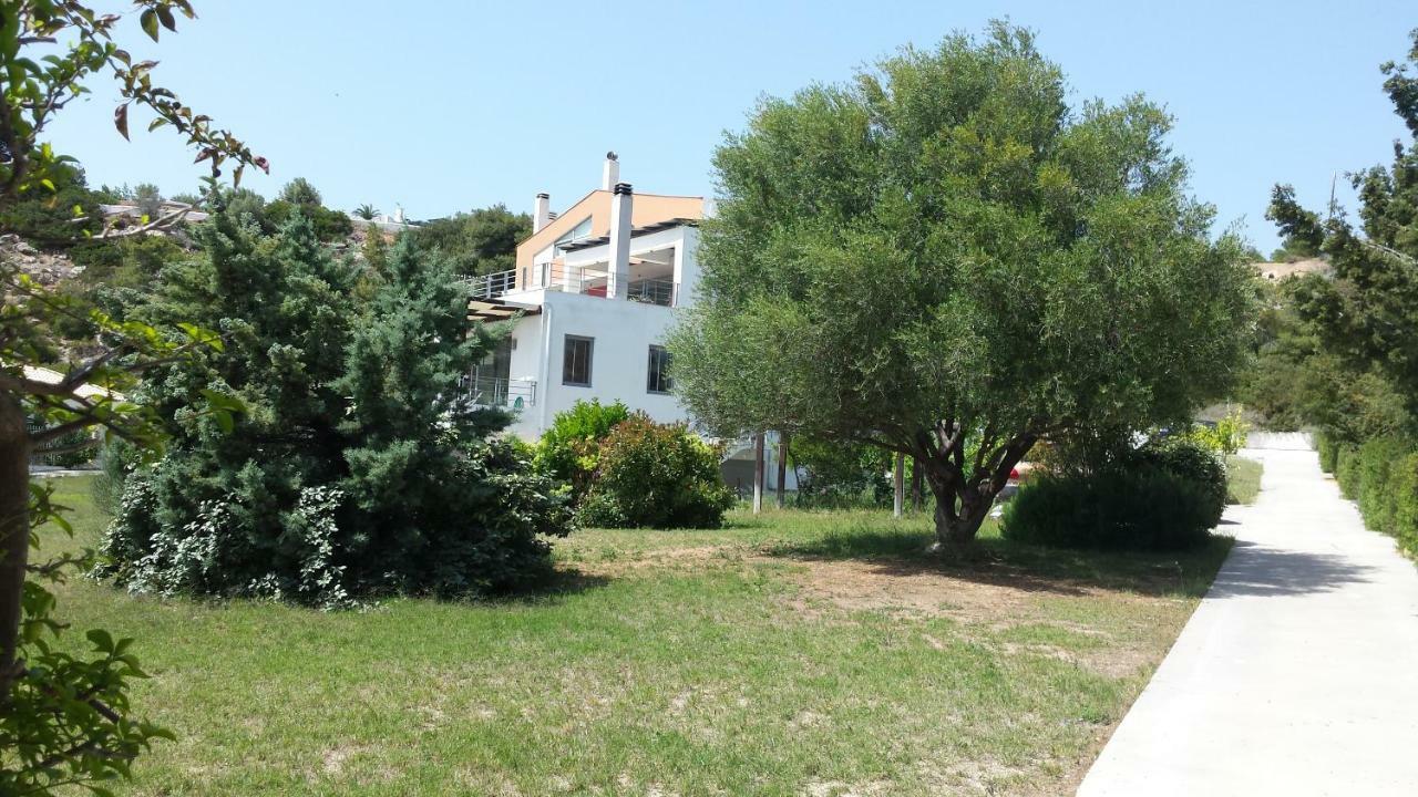 Beautiful House By The Sea,Loutraki Skaloma.别墅 外观 照片