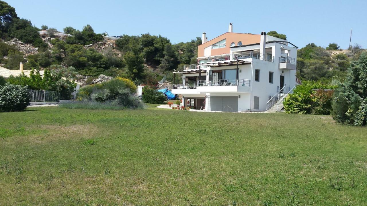 Beautiful House By The Sea,Loutraki Skaloma.别墅 外观 照片